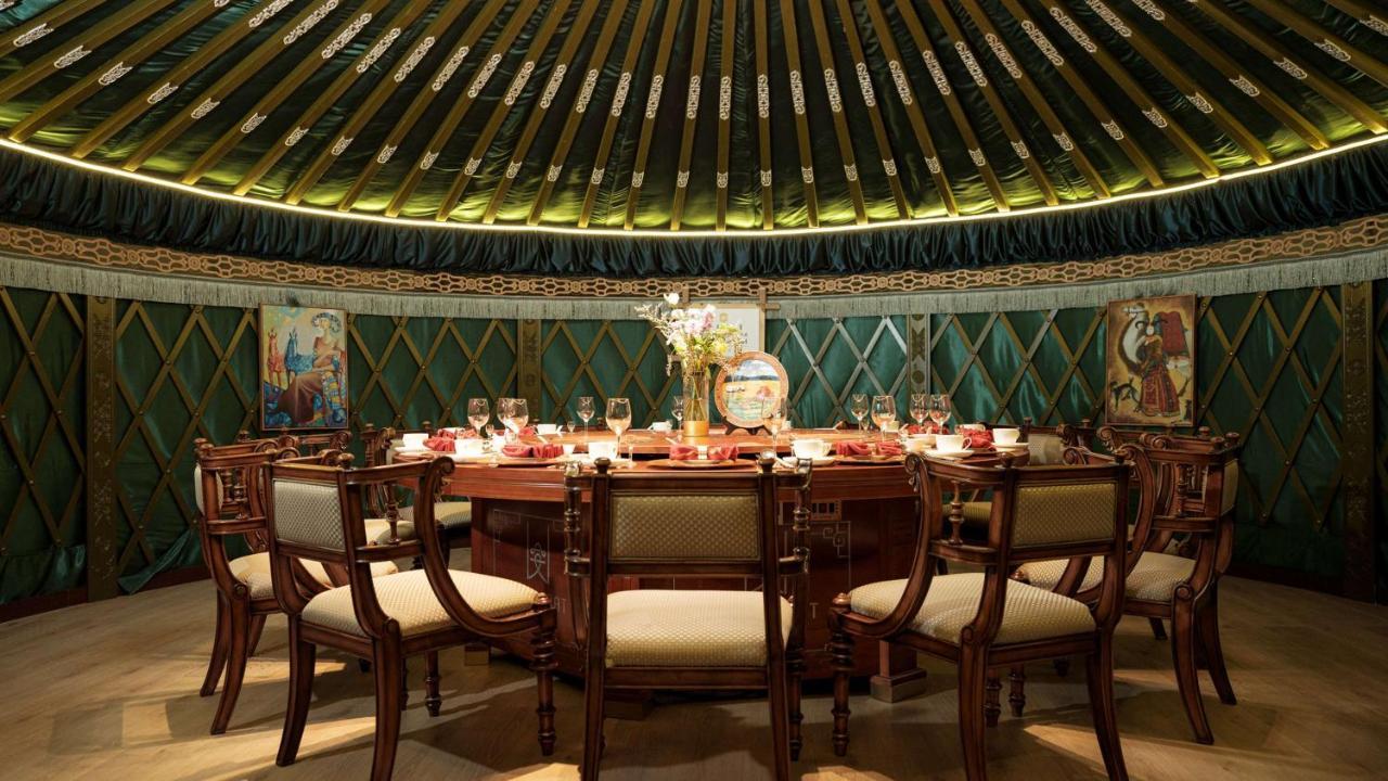 Shangri-La Huhhot Екстериор снимка