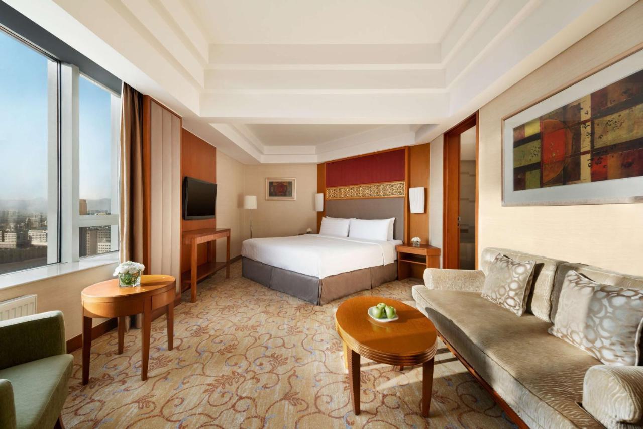 Shangri-La Huhhot Екстериор снимка