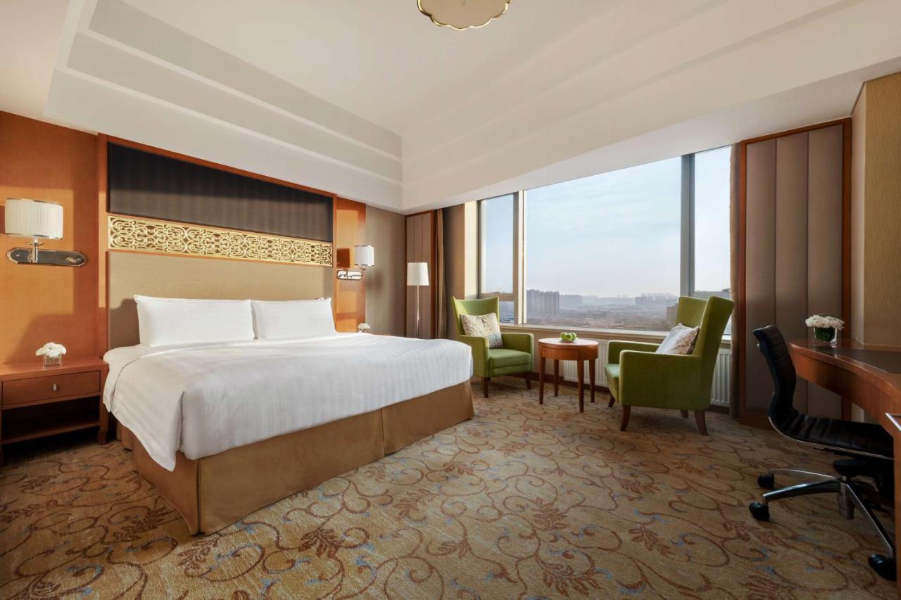 Shangri-La Huhhot Екстериор снимка