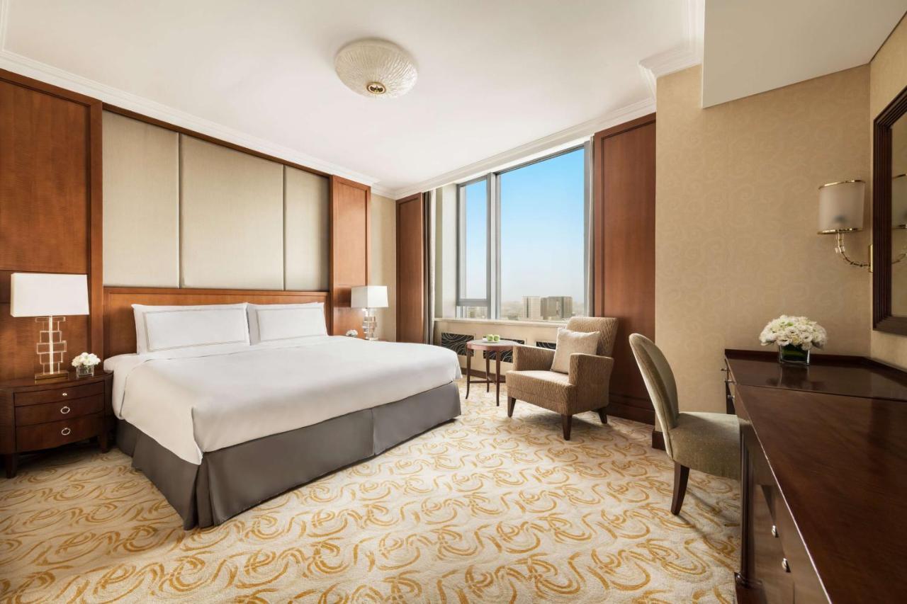 Shangri-La Huhhot Екстериор снимка
