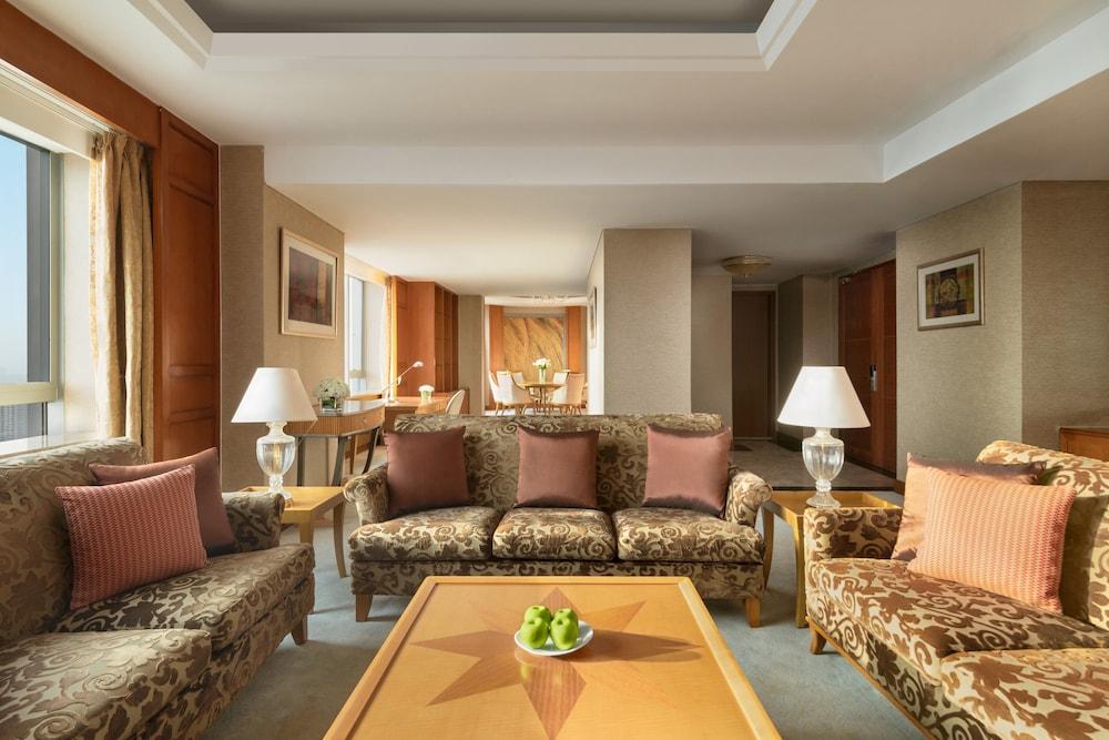 Shangri-La Huhhot Екстериор снимка